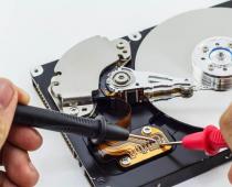Why doesn't my computer see the new hard drive?